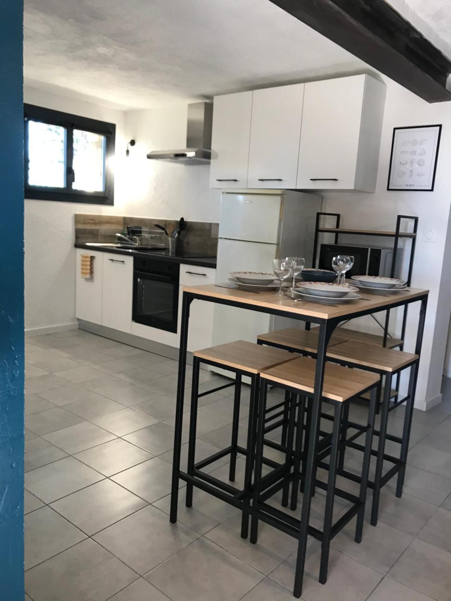Oustau Aix Apartment